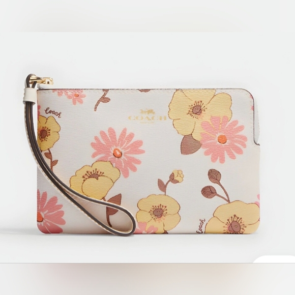 Coach Handbags - Coach Floral Wristlet
